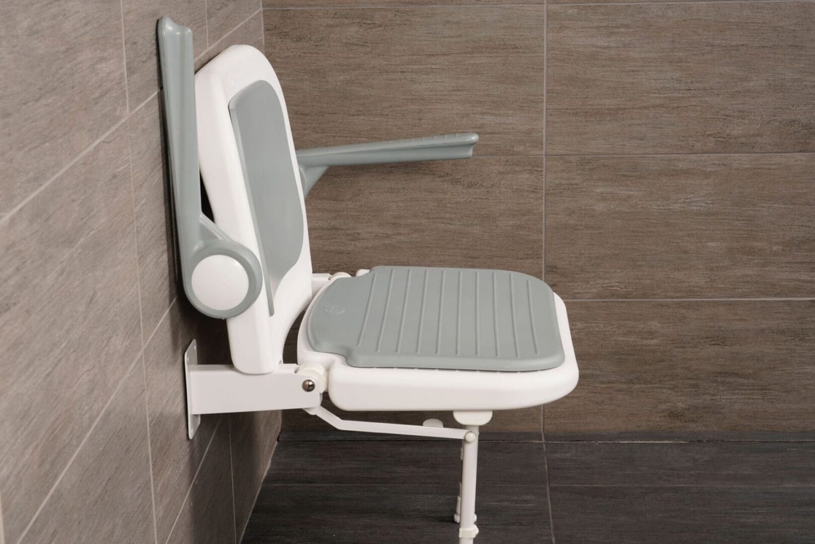 27" Healthcare shower seat - Image 3